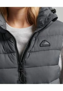 Superdry CLASSIC - Waistcoat - Football Grid Charcoal -Superdry Shop e70f15707f9947b8a0ff39ca528bad95