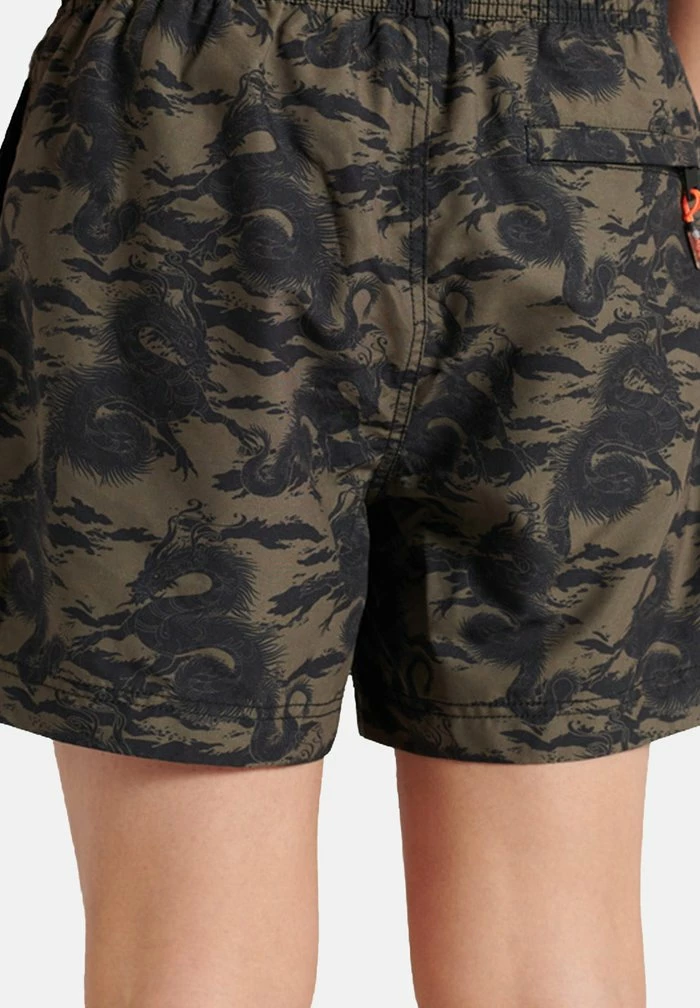 Superdry SUPER BEACH VOLLEY - Swimming Shorts - T5h Hiroshi Dragon Olive 2 Superdry SUPER BEACH VOLLEY - Swimming Shorts - T5h Hiroshi Dragon Olive - Image 2