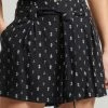 Superdry VINTAGE PAPER PRINTED - Shorts - Black Geo