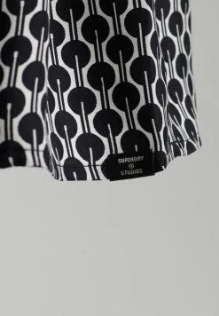 Superdry MINI - Day Dress - Gabriella Print 11 Superdry MINI - Day Dress - Gabriella Print -Superdry Shop f188d644be394b89810d3068a05fa5ab