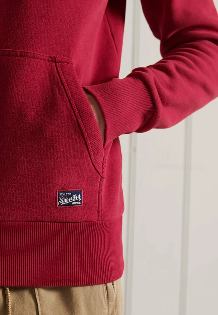 Superdry ATHLETIC ASSOCIATION CALIFORNIA GRAPHIC - Hoodie - Red 2 Superdry ATHLETIC ASSOCIATION CALIFORNIA GRAPHIC - Hoodie - Red - Image 2
