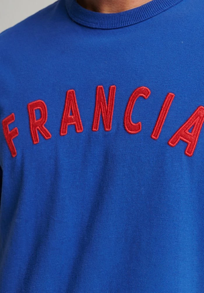Superdry RINGSPUN FOOTBALL FRANCE - Print T-shirt - Regal Blue 4 Superdry RINGSPUN FOOTBALL FRANCE - Print T-shirt - Regal Blue - Image 4