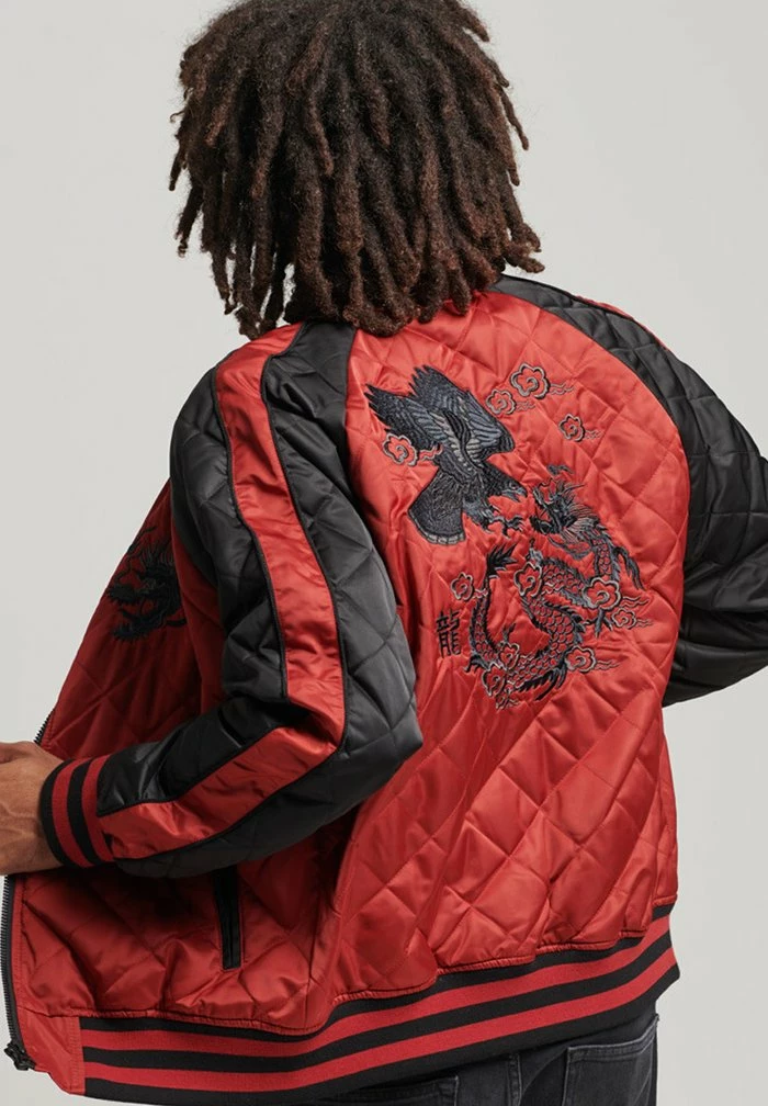 Superdry VINTAGE SUIKAJAN - Bomber Jacket - Expedition Red 2 Superdry VINTAGE SUIKAJAN - Bomber Jacket - Expedition Red - Image 2