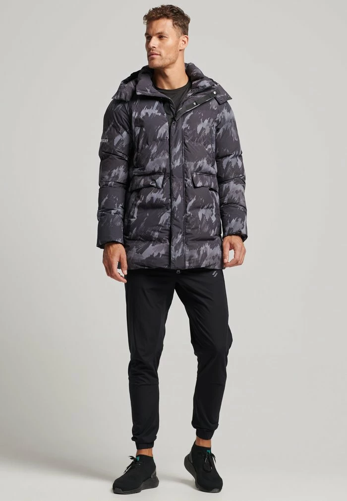 Superdry BOXY PUFFER - Winter Coat - Brush Camo Dark 2 Superdry BOXY PUFFER - Winter Coat - Brush Camo Dark - Image 2