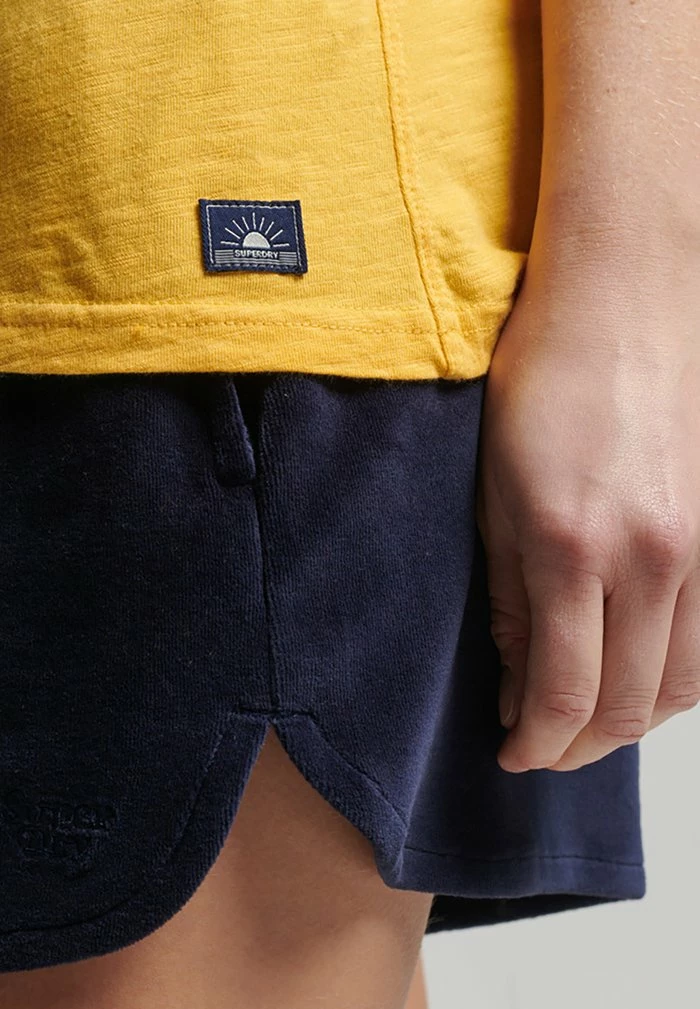 Superdry VINTAGE CALI LONG SLEEVE - Long Sleeved Top - Pigment Yellow 3 Superdry VINTAGE CALI LONG SLEEVE - Long Sleeved Top - Pigment Yellow - Image 3