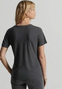 Superdry STUDIOS POCKET V-NECK - Basic T-shirt - Dark Grey 7 Superdry STUDIOS POCKET V-NECK - Basic T-shirt - Dark Grey -Superdry Shop fc89cda2984f4b38b82addcbb49b7ccc
