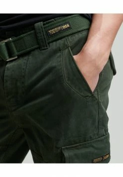 Superdry VINTAGE CORE - Shorts - Surplus Goods Olive