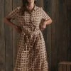 Superdry LIMITED EDITION - Shirt Dress - Cream Print